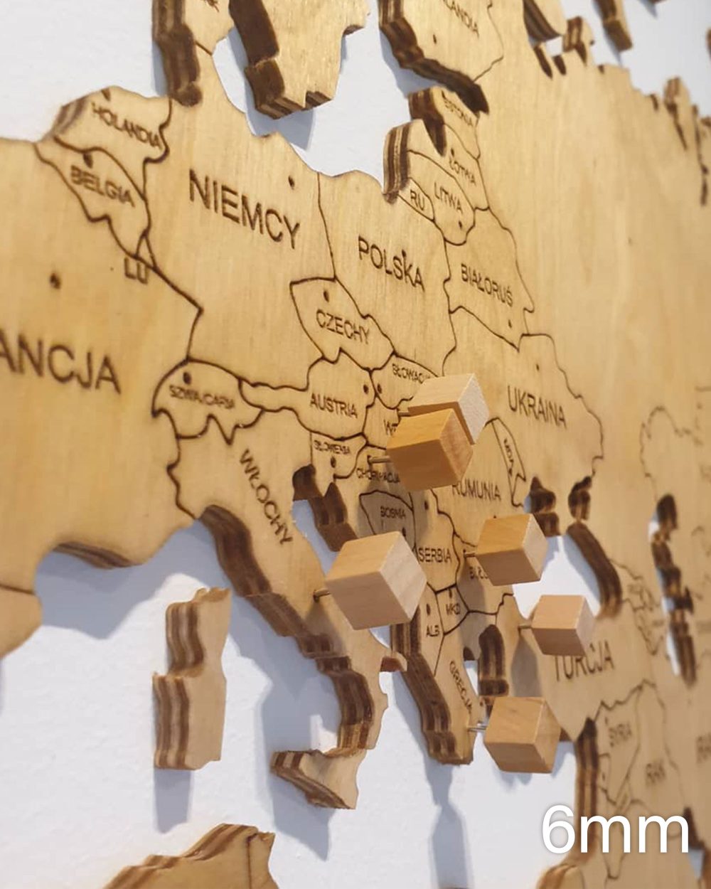Mapa świata na ścianę 3D z podpisami i granicami państw dąb