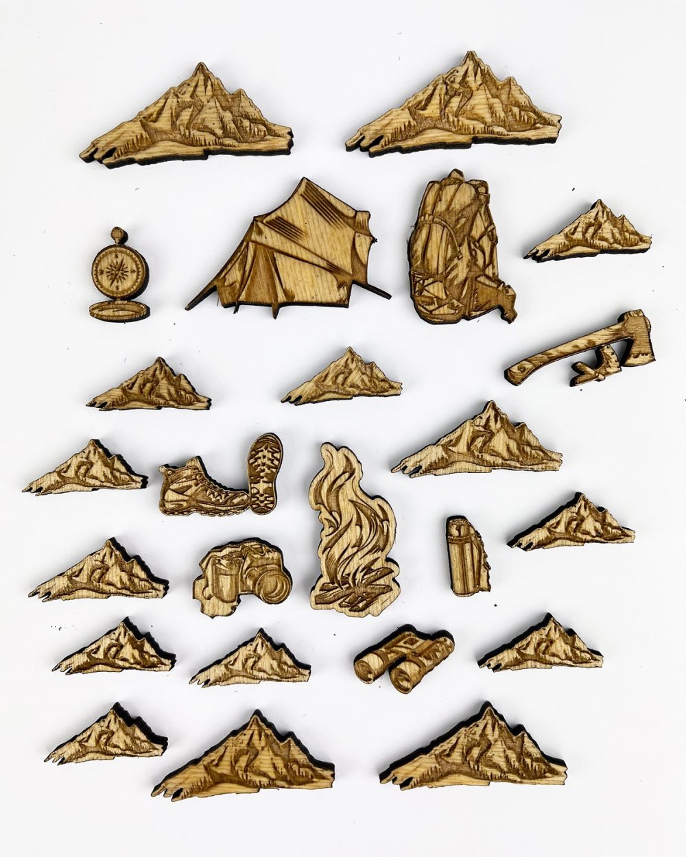 Symbole Mountain do drewnianej mapy świata