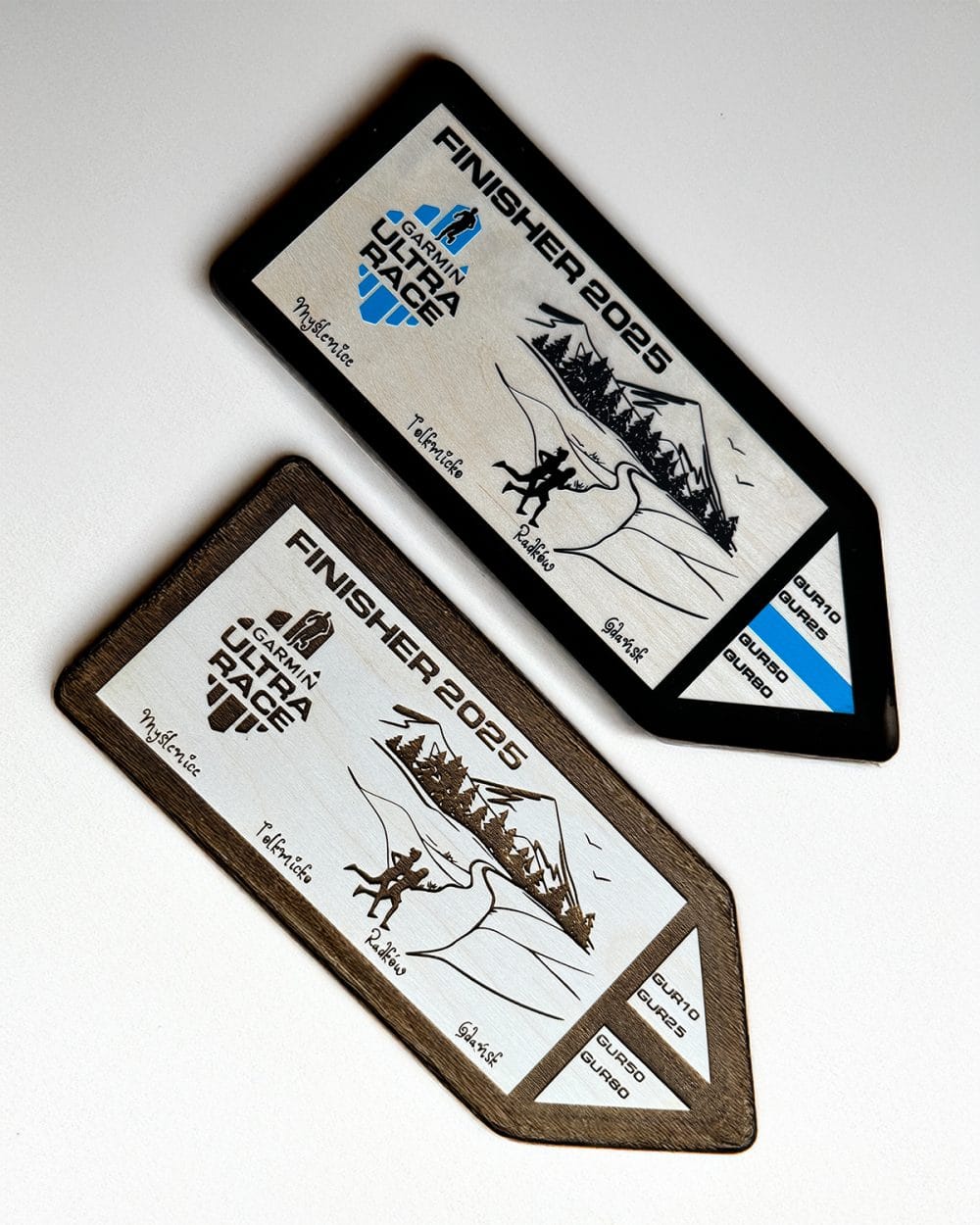 Drewniane personalizowane znaczniki sportowe.