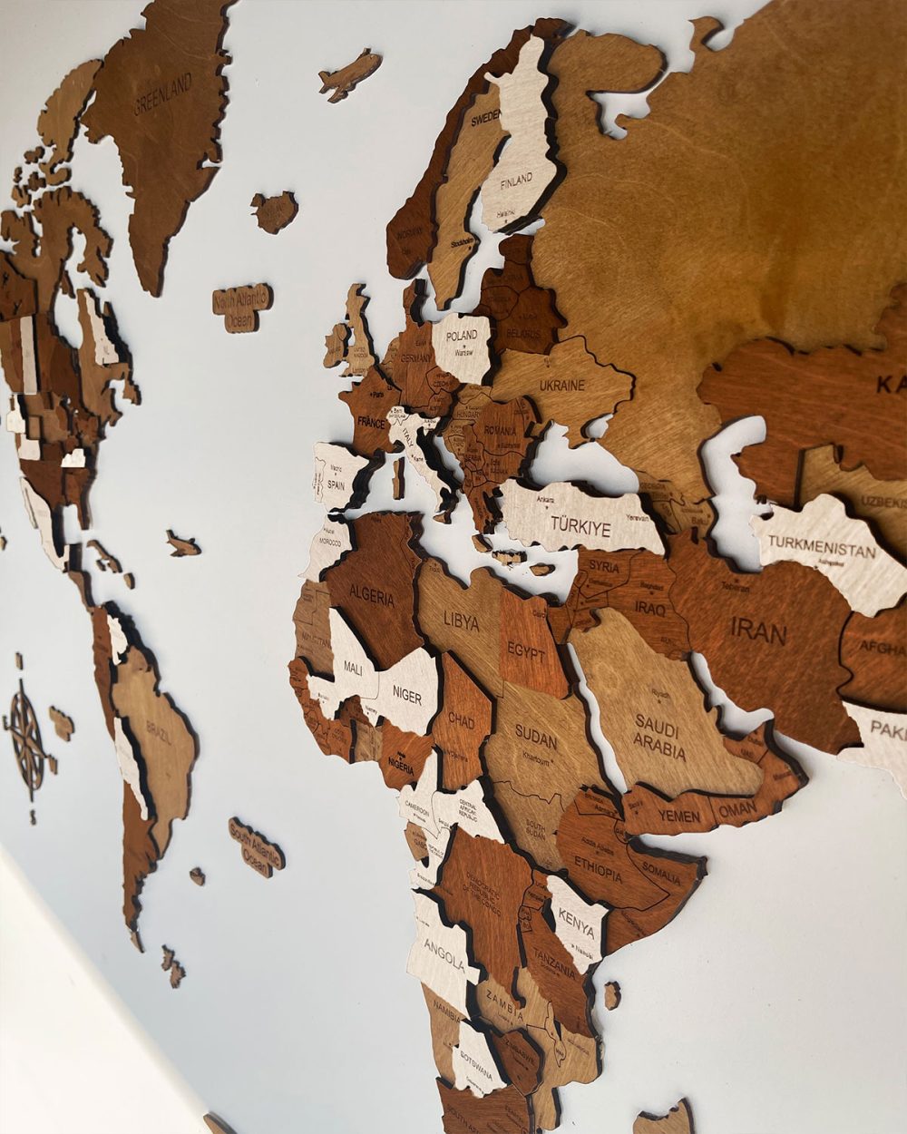 Mapa Świata 3d z drewna na ścianę | LATTE